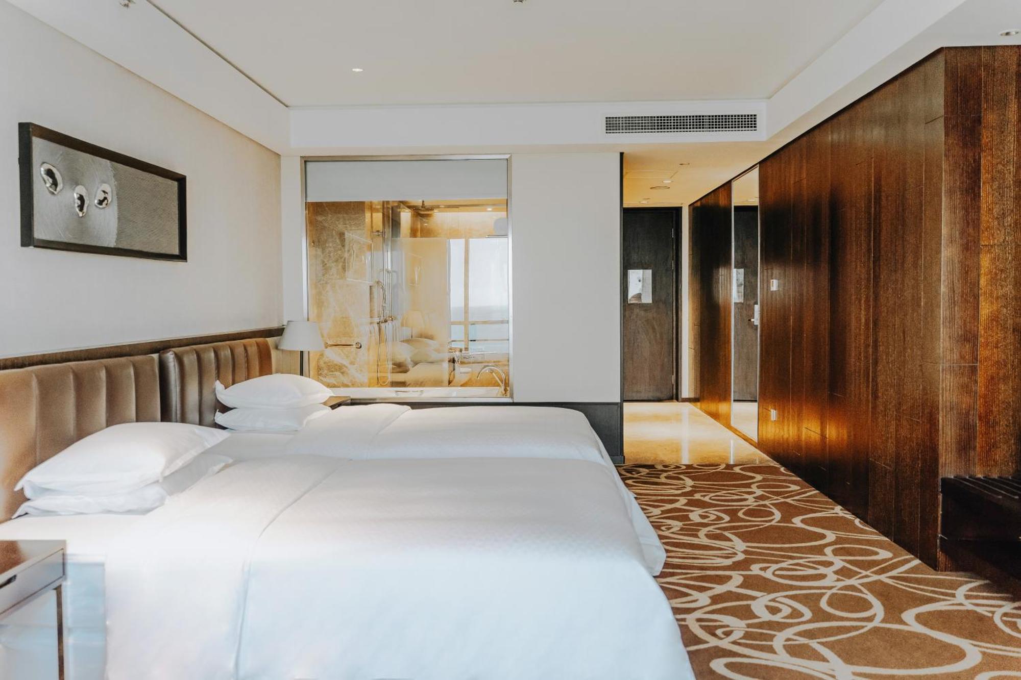 Four Points By Sheraton Qingdao, West Coast Extérieur photo