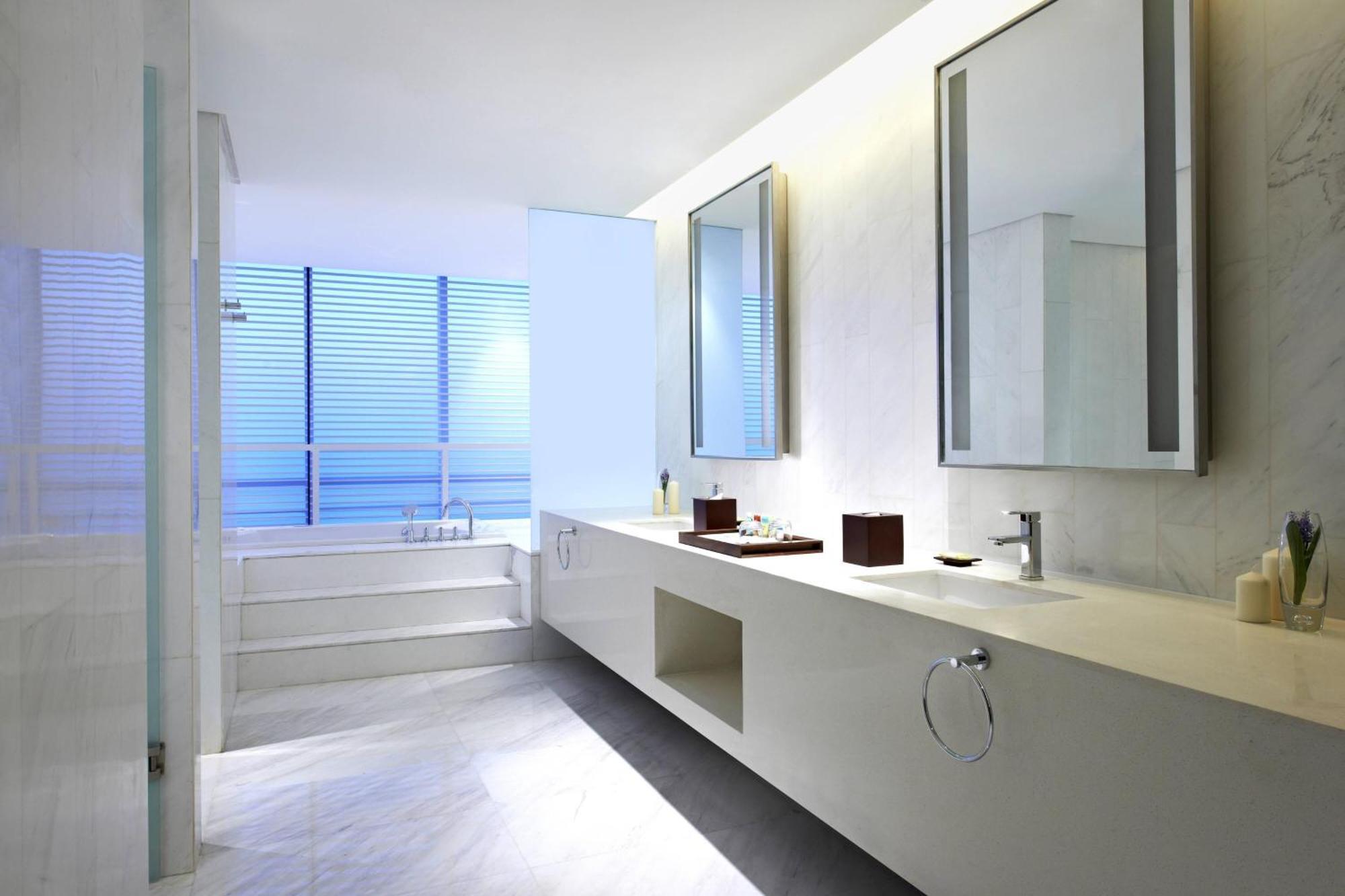 Four Points By Sheraton Qingdao, West Coast Extérieur photo