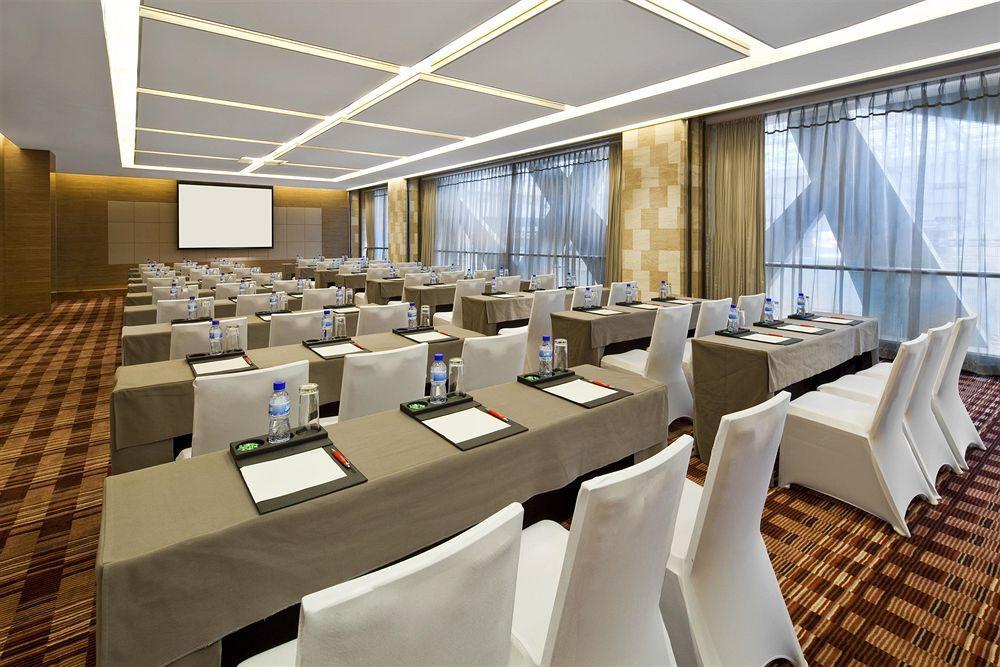 Four Points By Sheraton Qingdao, West Coast Extérieur photo
